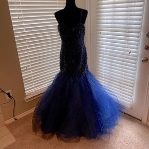 Sexy blue lace dress with blue Rhyme-stones dress.